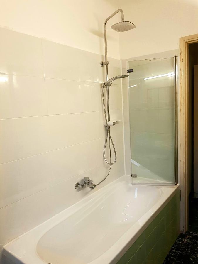 Studio Luna Apartments ميلان المظهر الخارجي الصورة